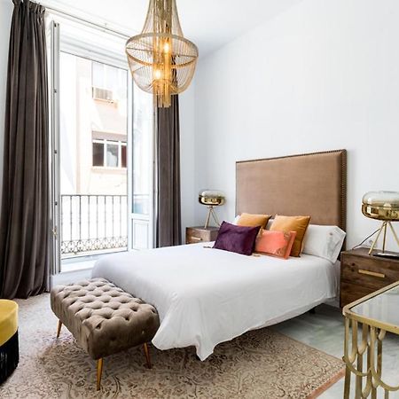 Hostal Roomsole Севілья Екстер'єр фото