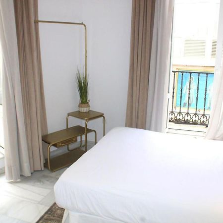 Hostal Roomsole Севілья Екстер'єр фото