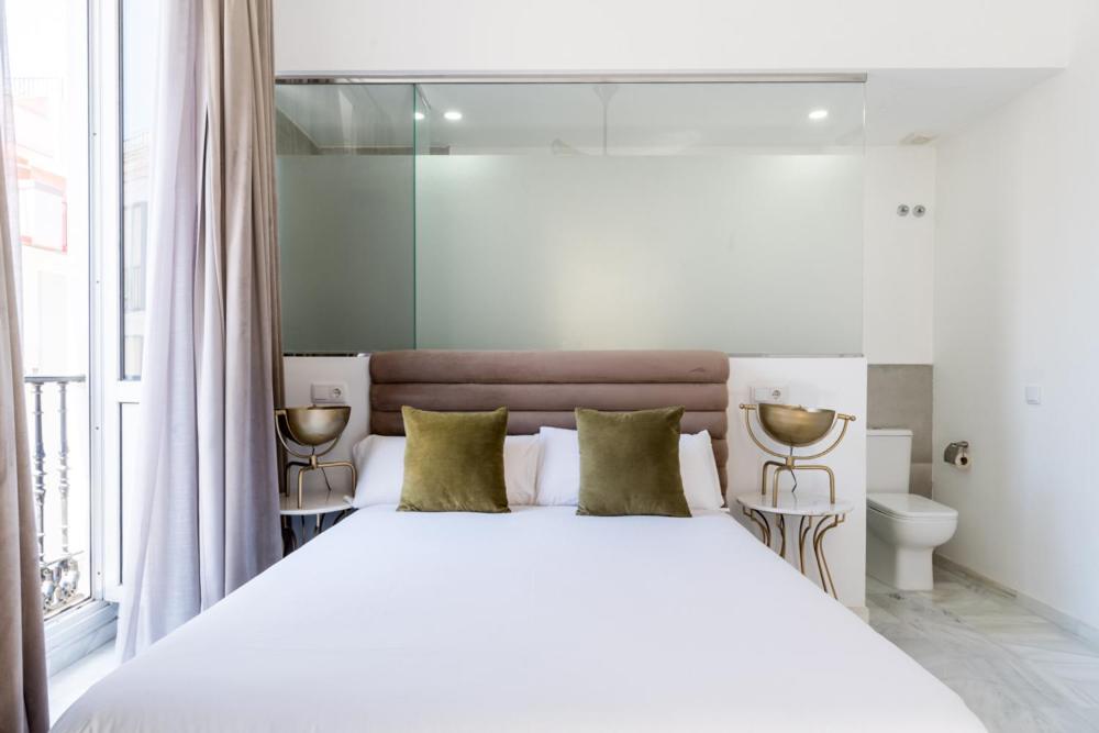 Hostal Roomsole Севілья Екстер'єр фото