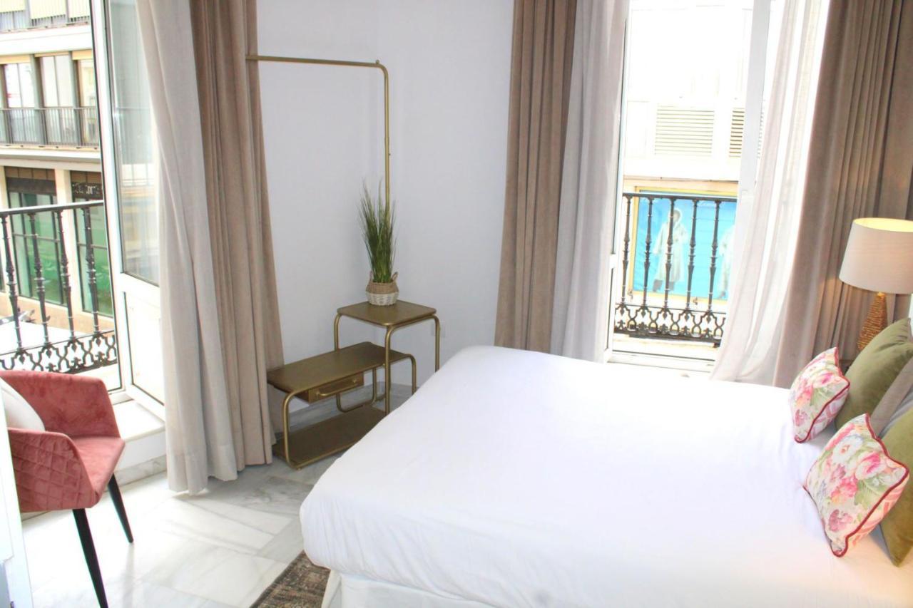 Hostal Roomsole Севілья Екстер'єр фото