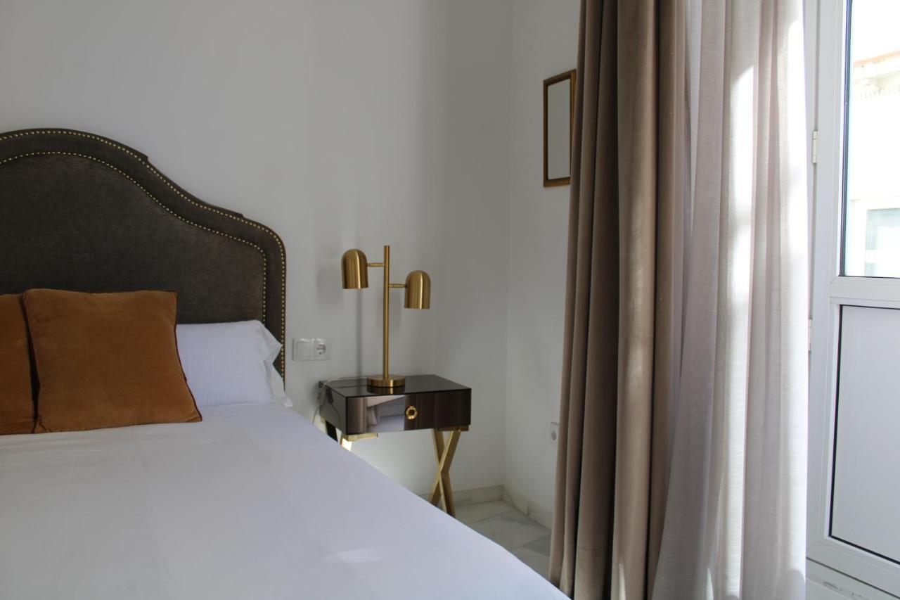 Hostal Roomsole Севілья Екстер'єр фото